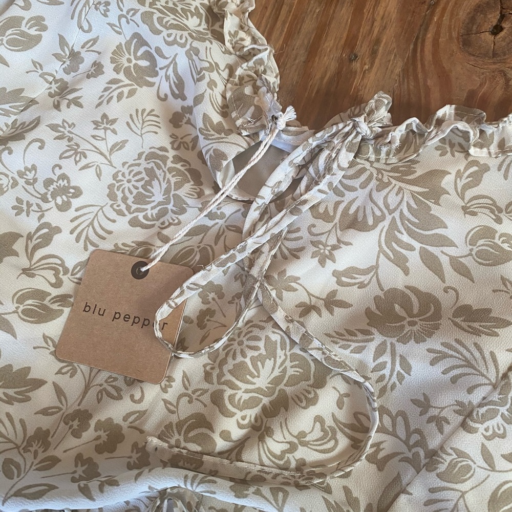 NWT Dress! - Picture 7 of 9